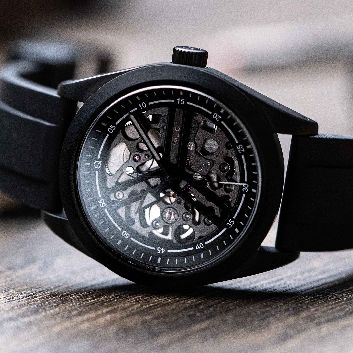 EONIQ expedition watch - custom watch with seiko movement and free name engraving - black case