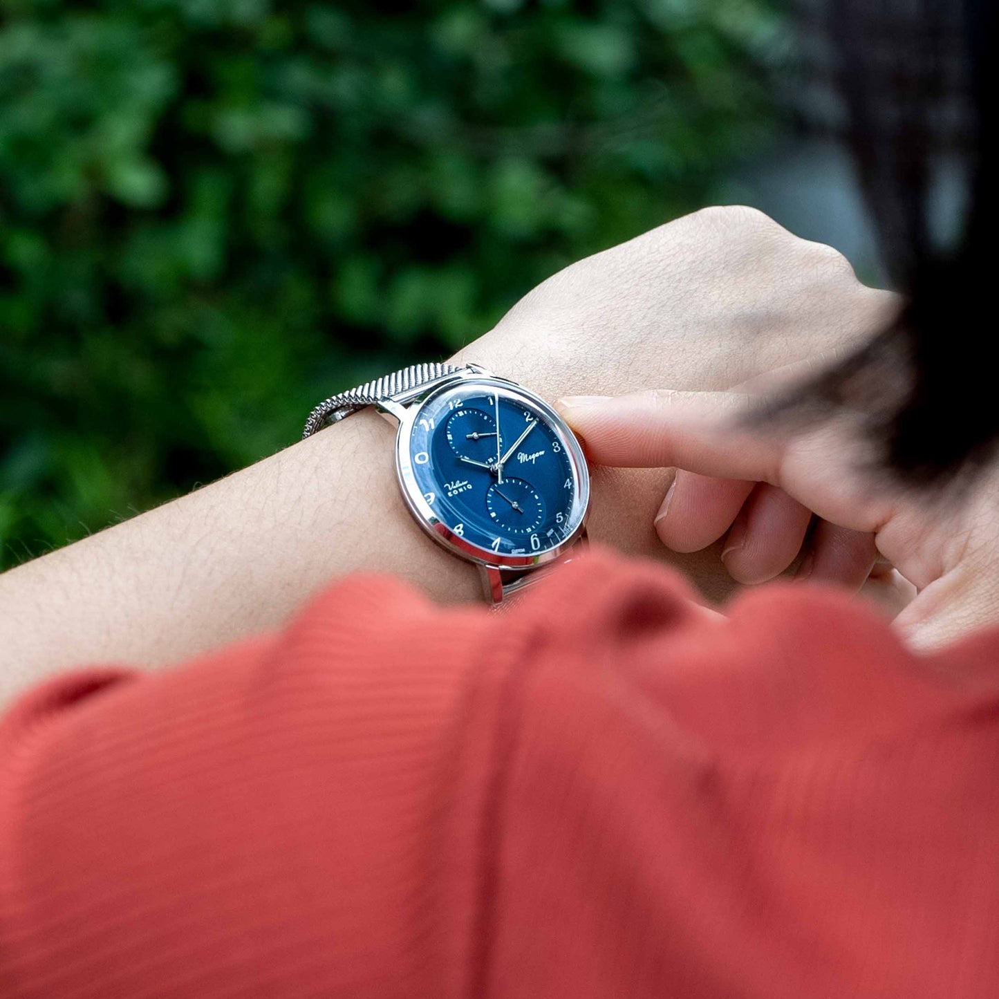 CUSTOM Mechanical-Quartz Hybrid Watch | 36mm EONIQ