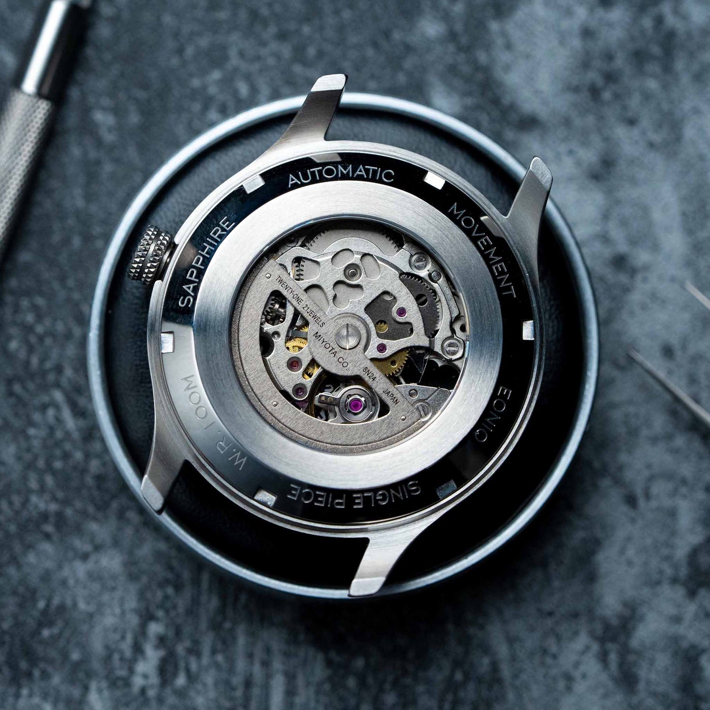 EONIQ - Custom Skeleton watch with silver bracelte - Navigator s series case back
