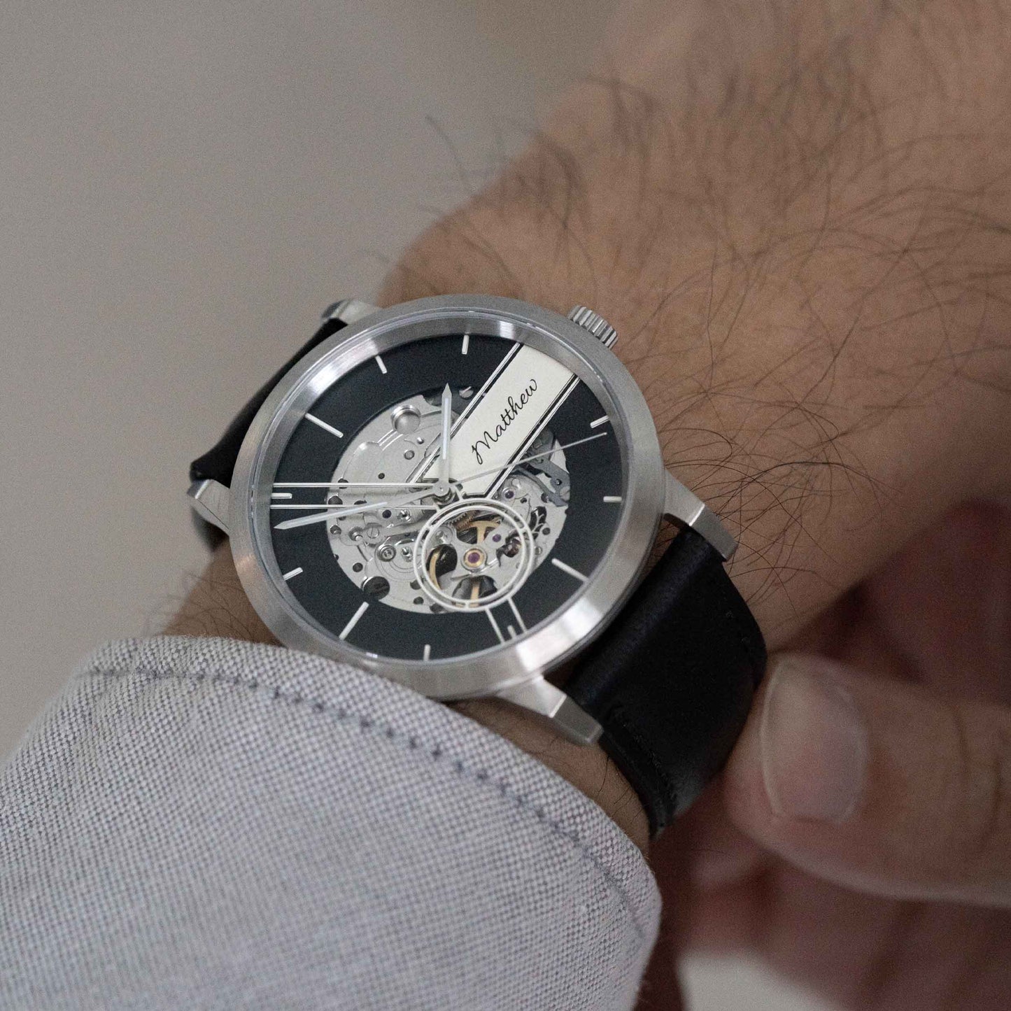 Automatic watch for men. 42mm in size, sapphire crystal, miyota movement, see through case back. Custom made watch dial - EONIQ